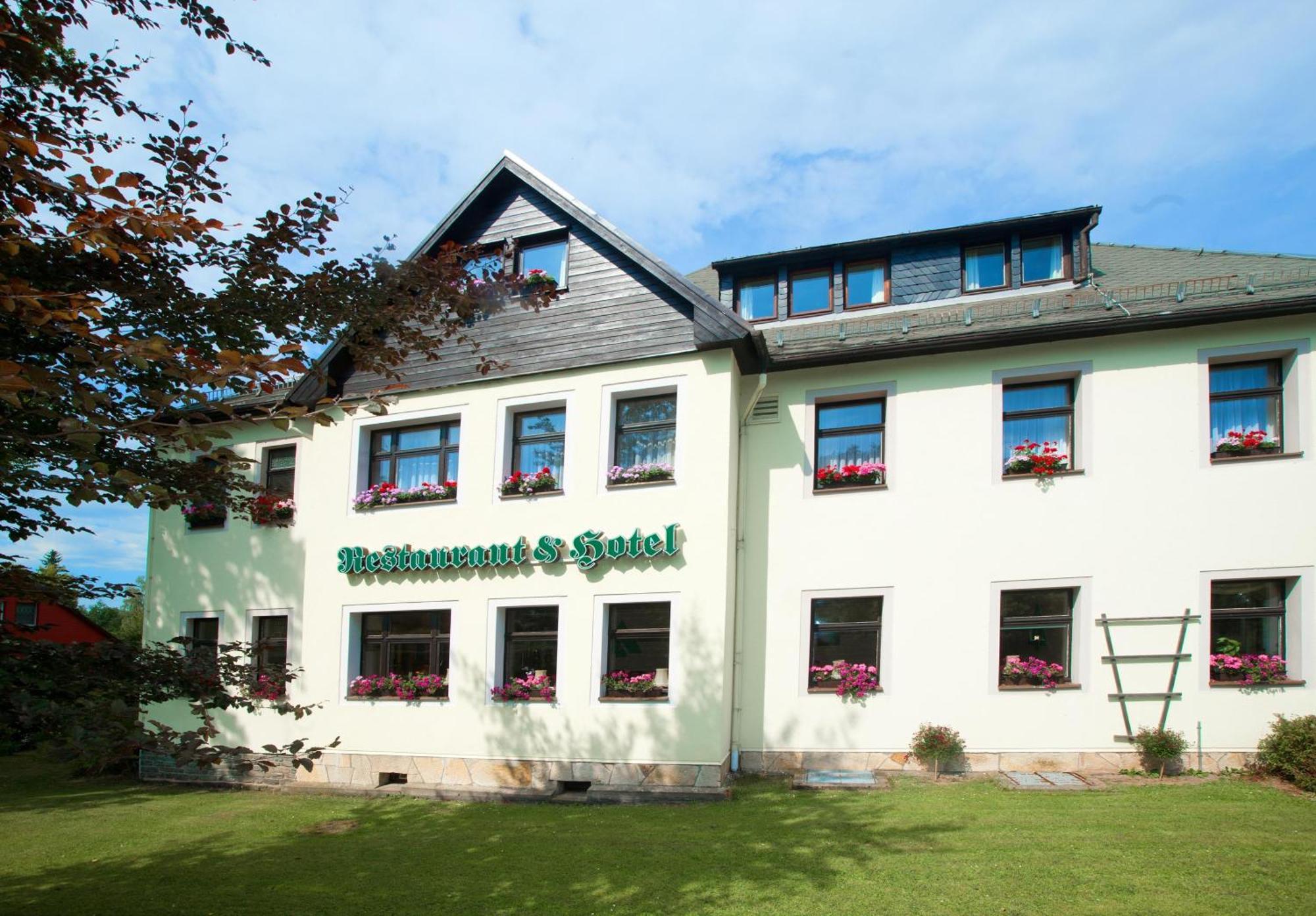 Ferienhotel Augustusburg Bagian luar foto