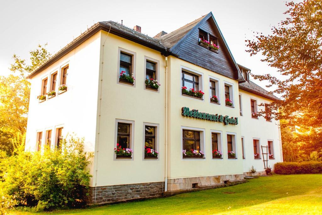 Ferienhotel Augustusburg Bagian luar foto