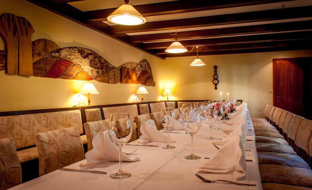 Ferienhotel Augustusburg Bagian luar foto